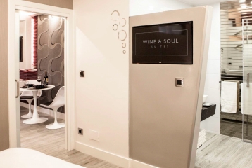 Wine & Soul Suites - 